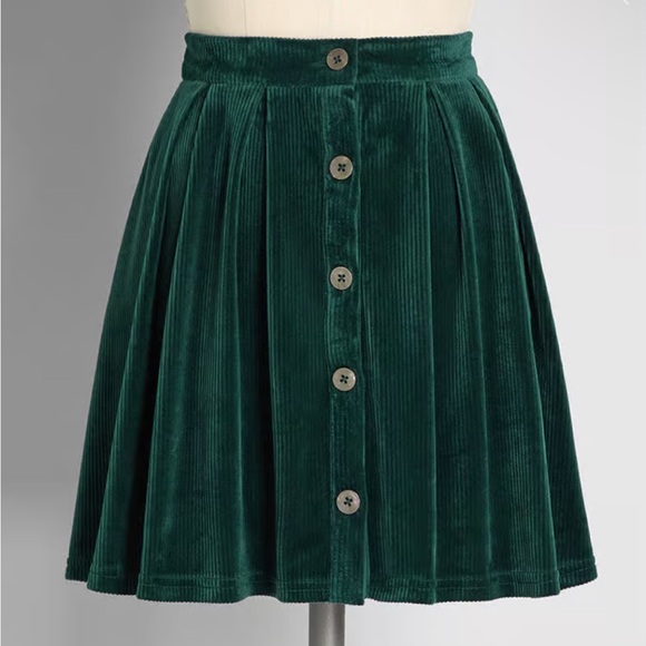 ModCloth Forever Femme Green Cord Miniskirt - Picture 1 of 3